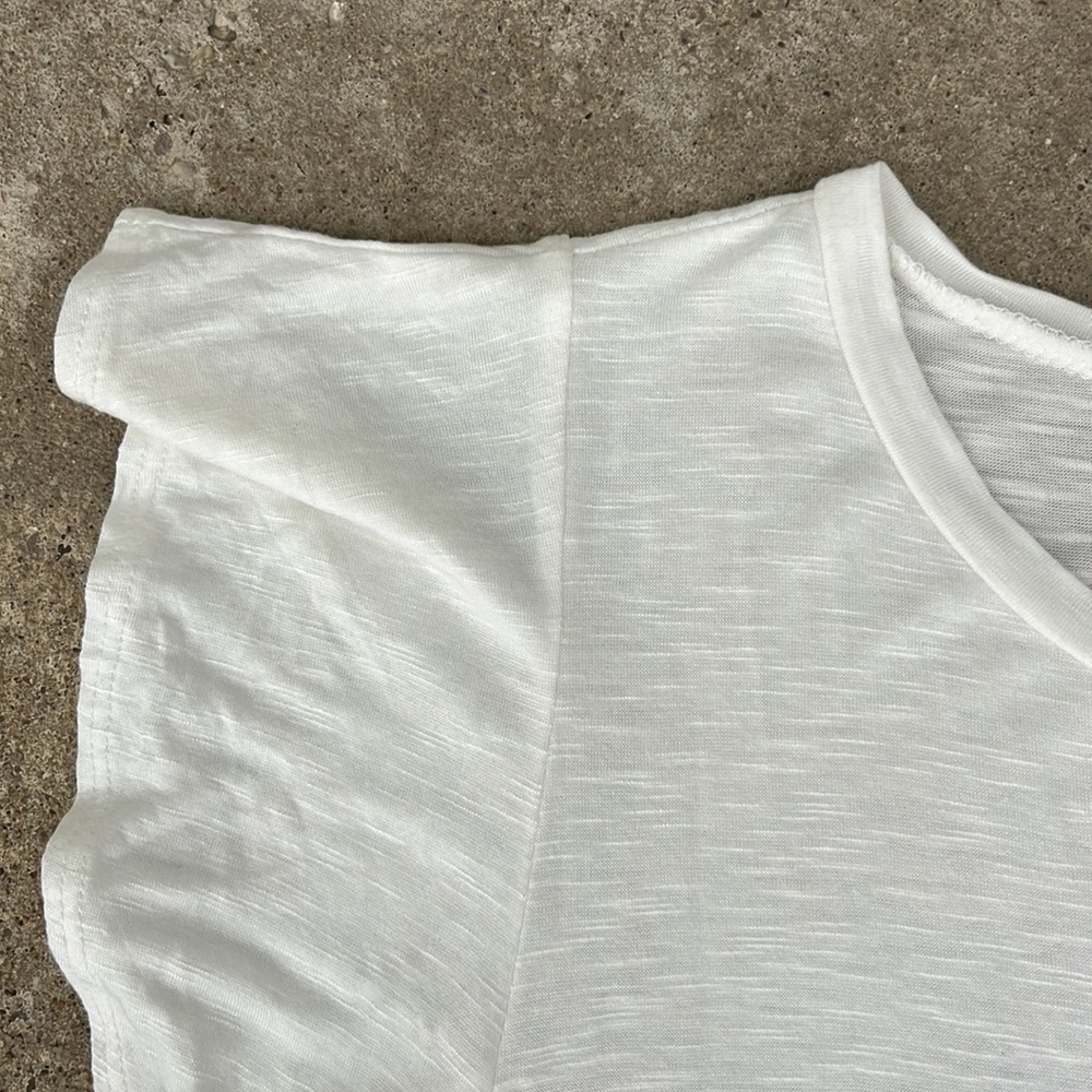 EUC Lazy Sundays off white unique top - Picture 3 of 9